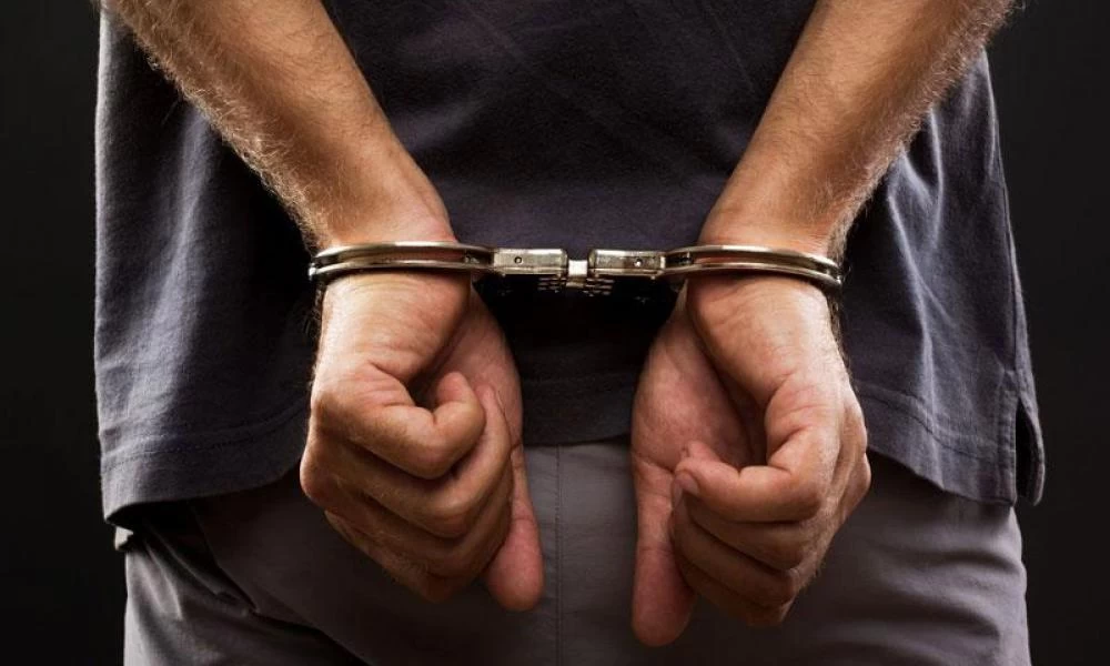 Καστοριά: Μπήκαν στο σπίτι 40χρονου και του έκλεψαν 180 χάπια